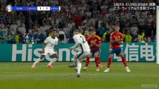 「また逆転？」劇的展開に観客の期待度MAX、DF4人の間をぶち抜く衝撃弾丸ミドル炸裂の瞬間　監督采配が光る“交代選手の一撃”にファン「ぶちあがる」「声出たわ」