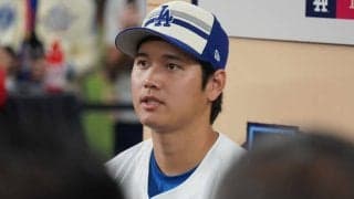 大谷翔平に詰めかけた人、人、人　猛ダッシュで争奪戦…異次元の光景に米記者苦笑い