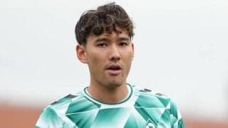 パリ五輪サッカー代表・佐藤恵允｢肉体の進化｣と｢個の違い｣現地撮(1)｢サプライズ選出｣報道の屈辱も…代表合流直前｢ドイツ実戦｣で躍動