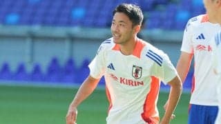 名古屋、オランダ、サウサンプトン…プレミアリーグ挑戦の菅原由勢に同じ道を歩んだ大先輩からエール「いつでもどこにいても電話をしてほしい」