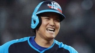 大谷翔平の“お宝グッズ”価格高騰　開始わずかでネームタグも40万円超…ヘルメット300万円