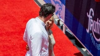 金髪美女を1人占めする“怪物新人”に羨望「人生に勝った！」　愛の声援にSNS注目