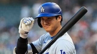 大谷翔平、HR頭部直撃の日本人少年へ“神対応”　サイン球贈呈…少年感激「たくさん打って」