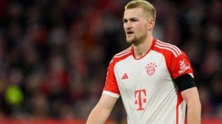 「彼もユナイテッドの監督もオランダ人」　クラブ間で綱引きのデ・リフトにバイエルン名誉会長が発言　「残留でも問題ないが…」