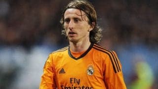 「言葉が出ない」「美しいユニフォームだ」レアルのアウェイユニフォームは“オレンジ”、星空にインスピレーション…デシマ達成シーズンを彷彿「当時を思い出す」