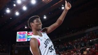 「領域展開してしまう」馬瓜エブリンも唖然！ バスケ米国代表カリーの驚愕“ディープスリー”が反響「全然意味わからない」