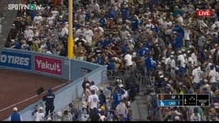 何が起こった？ 大谷翔平の“爆速ホームラン未遂”でまさかの事態に…初球打ちでファン混乱「見れんかった」「もう打ってるやん」