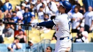 LAの昼空を割く“高弾道”　米実況も騒然…大谷翔平の“驚愕弾”は「いつ落ちるんだ」