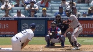 これが299日ぶりの球なのか！ カーショーの“お化けカーブ”がエグすぎる 衝撃の落差「167.6センチ」に打者呆然