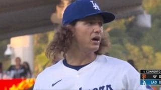 おい！振ってるだろ！ ド軍グラスノーがキレた！ マウンド降りたのに… “疑惑の判定”に様子がおかしくなる「怖っ！」「王子がお怒り」