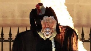 “深夜”の開会式での「斬首女性」が話題沸騰！ ヘビメタバンドとのコラボに仰天の声「生首アントワネットはびっくり」【パリ五輪】