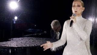 「朝から泣いた」セリーヌ・ディオンの美声に感動の声続出！ 難病告白も圧巻のパフォーマンス「本当ステキだった！」【パリ五輪】