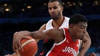 パリ五輪バスケ日本代表がW杯王者に善戦…八村豪快ダンク、前半終了時点で44－52