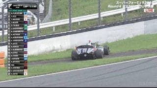 「トラブった」「ギアの音がおかしい」 日本最速レースでスタート直後に突如リタイア！ 車載カメラが捉えた“異変”の瞬間