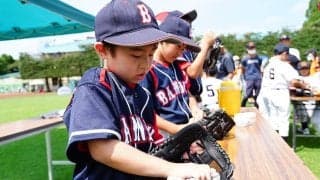 守備上達の大前提…グラブを美しく保つ基準　カサカサや“重たい”を防ぐ「最終手段」