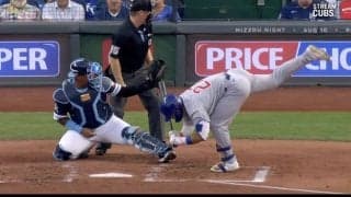 球場騒然！ 鈴木誠也に一体、何が起こったのか…！？ あわや死球をギリギリかわした“動き”がスゴすぎると話題に「なにこの反射神経」「普通は避けられないだろw