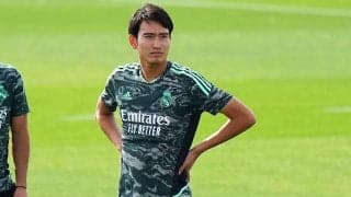 大胆イメチェン！ 今季も3部レンタルの中井卓大が「パンク・ロック・スタイル」の坊主姿に初挑戦