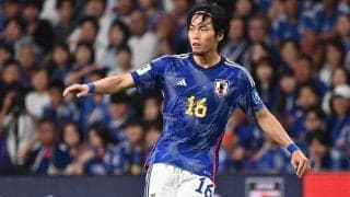 「胸熱」「最高の写真」なでしこの劇的逆転劇を見守った町田浩樹が、ライトアップされたエッフェル塔をバックに意外な2ショットを披露「綺麗な2ショット」