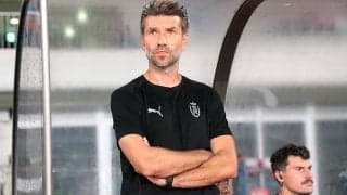 S・ランスのエルスネル監督、来日3戦目での初勝利に「今までの試合からとてもよくなってきている」と改善に手応え