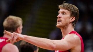 過密日程のバレー界でアメリカ男子のベテランブロッカーが下した“休養”という決断「パリでメダルを獲る気持ちが今までにないほど強かったんだ」