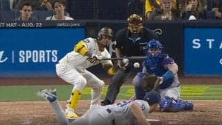 完全に殺した！ あわや顔面付近のボールも… イチローが認めた“安打製造機”の超絶バット技術　天才バッターが決めた“完璧すぎるバント”がエグすぎる