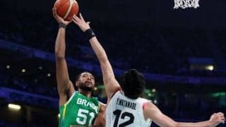 「勝利を決定づけたのは…」阻まれた渡邊雄太のダンクがひとつの”分岐点”に　FIBA公式が総括「ハチムラを欠いてフィジカルに苦労した」【パリ五輪】