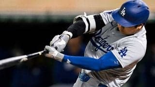 大谷翔平、試合中に8冠→9冠へ　33号で再浮上…並び立つ“1位”「バケモン」