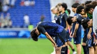 「さあみんな、ゴミを拾うよ！」U23サッカー日本代表のサポーターが、スペインに完敗後のスタジアムで「見せた姿＆響かせた声」……日本人らしさが詰まった誇らしき負け姿