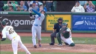 大谷翔平の強襲ヒットでグラブ弾かれた野手がドン引き！「大谷の打球当たったら痛いだろ」「セカンドやる気無くしてたなw」