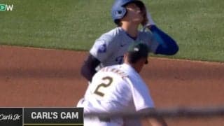 ネット騒然！一体、何が起きた…！？ 大谷翔平に“異変”が起きた… ベース上でまさかのアクシデント発生「大丈夫かよ」「もろに入ってるやん」