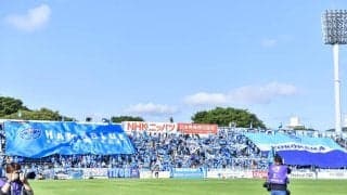「ウチのスタジアムMC可愛い〜」J2横浜FCの劇的逆転勝利を見届けた美女コンビの限定ユニフォームショットに反響！「可愛すぎます」「サードユニかわちいね」などの声