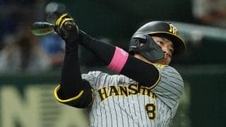 佐藤輝明が「マジで別人」　“軽打”で柵越え…7戦連続マルチの衝撃「飛ばしすぎ」