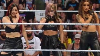 日本人悪女軍団、斬新すぎる“顔面”ペイントが話題 英語のインタビューに日本語で応える超強気な謎展開にも反響