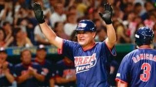 47歳が衝撃弾「中段にぶち込んでる」　“芸術弾道”にネット騒然「現役よりスイング速い」