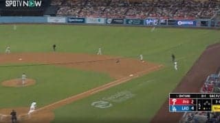 アイツ、何してんだよ！ 大谷翔平、188キロ“高速打球”でハプニング発生　ボールボーイに“異変”が起きる… ファン騒然「どこに行くんだw」「どんだけ走るつもりなんだ」