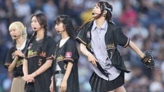 19歳のダンスの天使登場…ミニスカで豪快一投　挨拶もド緊張「噛んでしまいました」