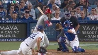 「骨折れるだろ！」デッドボールを一切避けずに当たりに行く！ 速球が左手首に直撃した大谷の元同僚にネット騒然