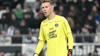 バーンリーがフランスとイングランドにルーツを持つGKグリーンをサンテチェンヌから完全移籍で獲得、初のイングランドでのプレーに「夢が叶った」