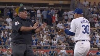 ネット炎上！「また、コイツか…」 ド軍・ロバーツ監督を強制退場させた“お騒がせ審判”の態度があまりに酷すぎると話題に 「冤罪退場男ｗ」「大谷さんもキレてたな」