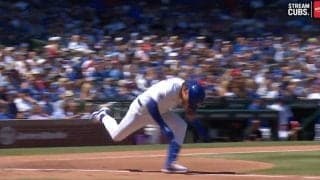 何が起きたか分からない…！ 打った瞬間に“珍しすぎるアクシデント”発生「びっくりしたw」「本人も笑うしかない」 バットが足に引っかかってスライディング！？