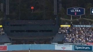 どうなってんだよ！ 大谷翔平、高速“ロケット弾”でハプニング発生… 相手外野手の“動き”がおかしくなる「秒であきらめた」「気づいたら頭上通過」