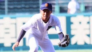夏の甲子園で見つけた逸材！ 宮崎商の遊撃手・中村奈一輝の遠投に浅尾拓也の姿がダブって見えた
