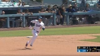 一体、何が起きた…！？ 大谷翔平が天才だと分かる“数秒間”　外野手の動きを“チラ見”→一気に三塁に急加速する瞬間「野球偏差値高すぎる」