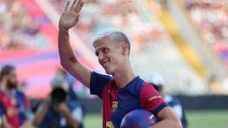 「僕は勝ちに来た」10年ぶりの古巣帰還、ダニ・オルモがバルサのファンにお披露目「帰って来れて嬉しいし夢が叶った」