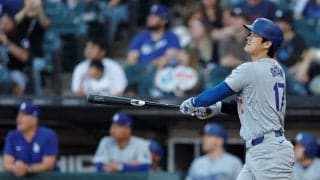 大谷翔平、2試合連発の圧巻37号にライト1歩も動けず　自己最多年間50本ペースに