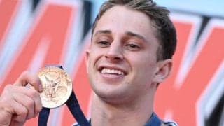 「何が起こったのか分からない」両面には黒い斑点も…メダル劣化問題で新たな”被害者”が発覚「彼のメダルが衝撃的な状態に」