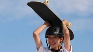 スケボー14歳の金メダリスト吉沢恋、伝統の一戦で始球式　阪神OB・赤星憲広氏が驚いた能力とは……「何よりしゃべり」