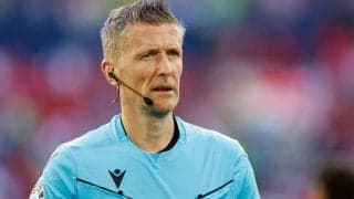 先月引退の名主審オルサート、ロシア連盟の役職オファーを拒否「光栄ですが、倫理観から同意できません」