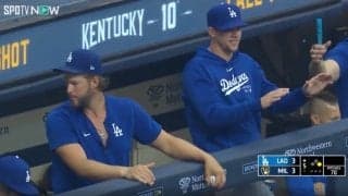 えっ！やらないの…！？ 大谷翔平の高速ヒットで“異変”が起きた？　同僚たちの様子がおかしくなる「大谷さん愛されてる」