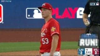 大谷翔平の驚愕ライナー弾に投手苦笑い　ナックルカーブが真ん中に…決め球を打ち込まれて呆然リアクション